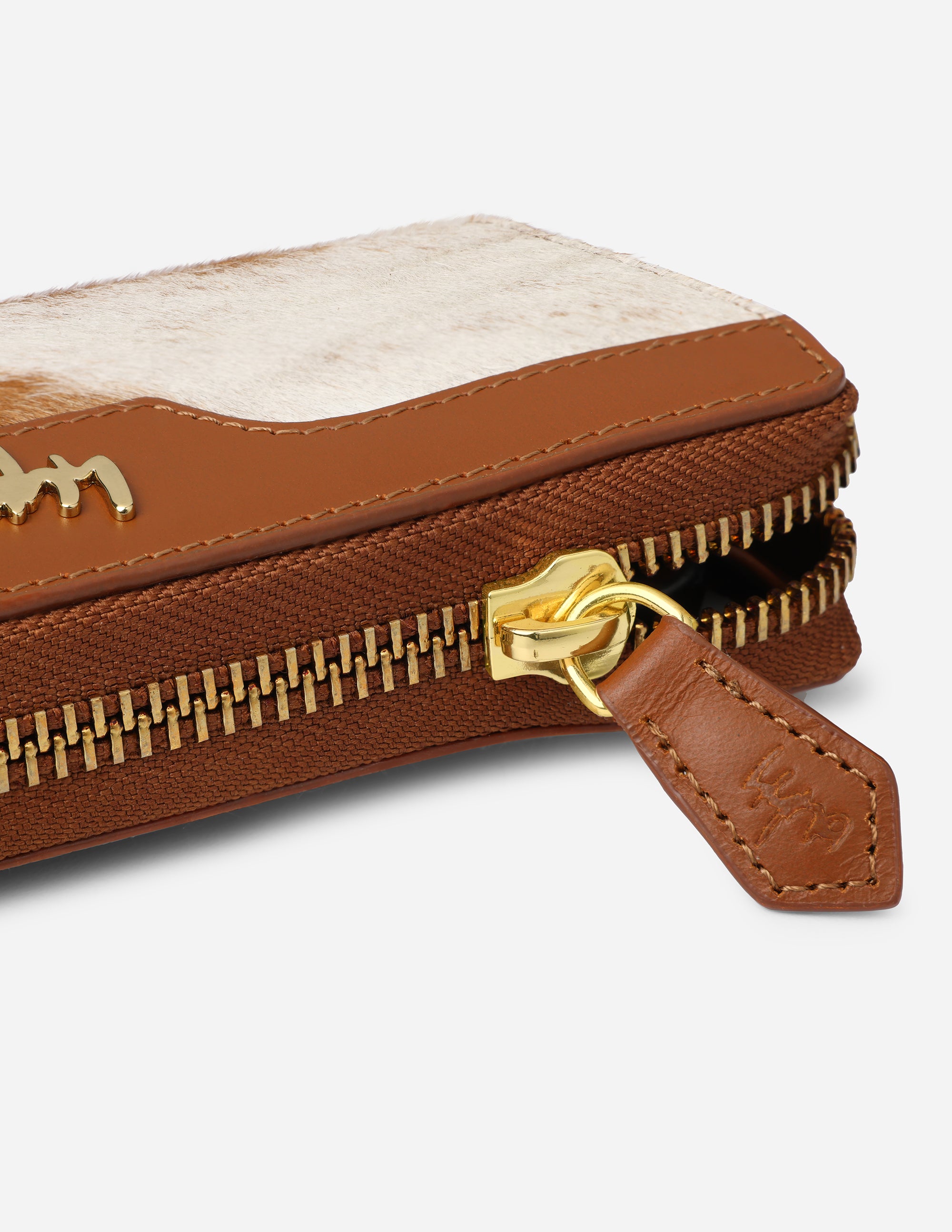 Hyna - Minimalist crossbody bag