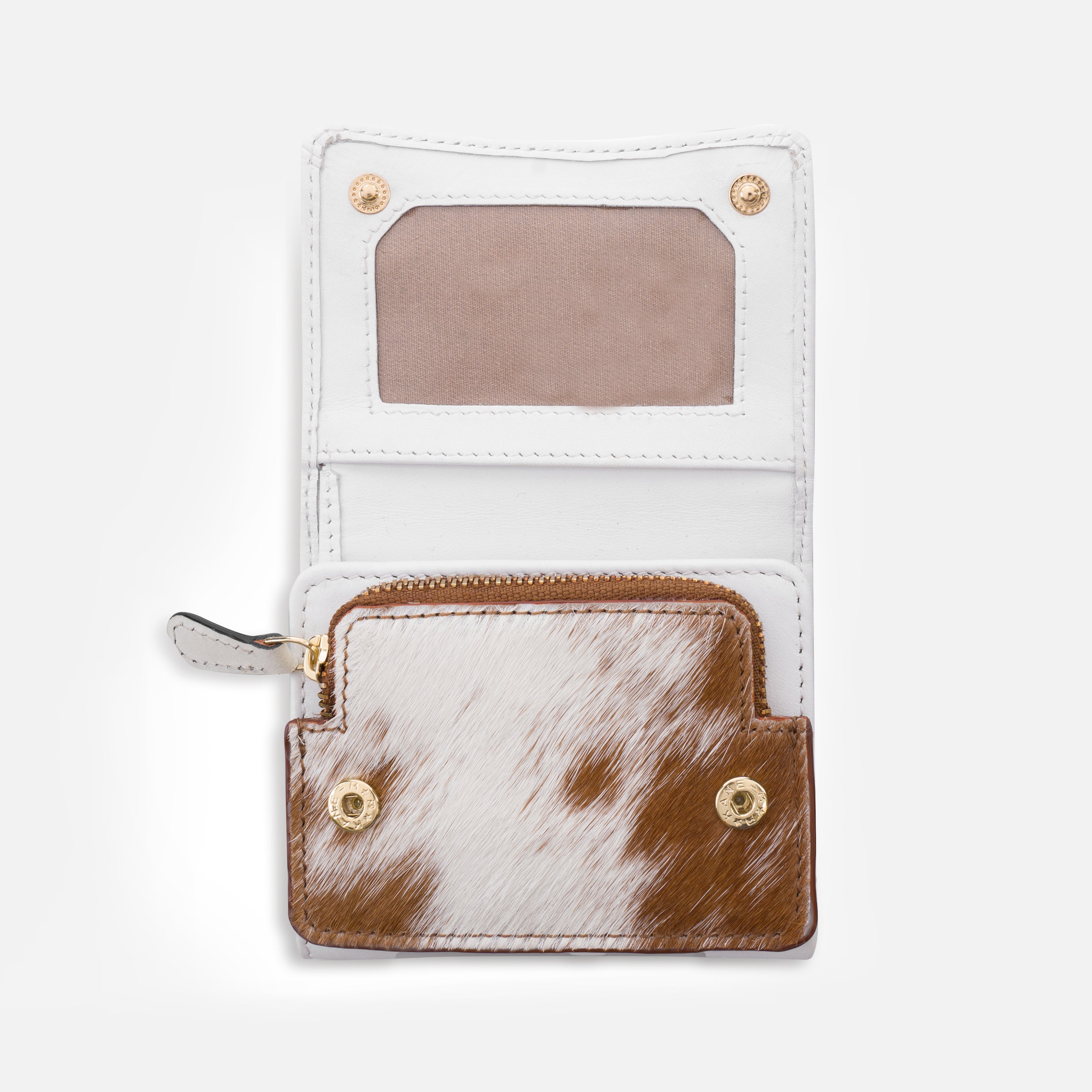 white and brown wallet - Hyna