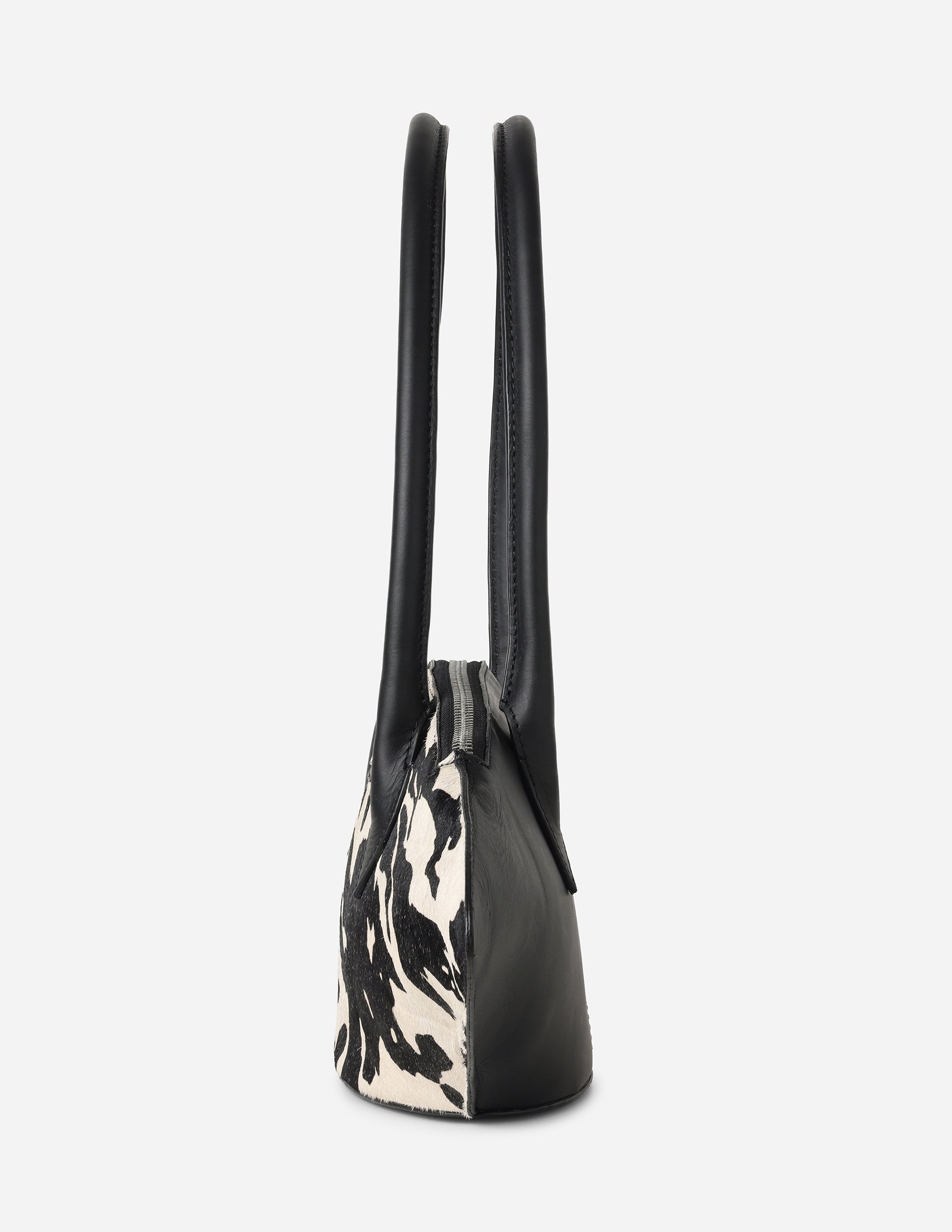 Hyna Marquise Shoulder Bag (B&W)