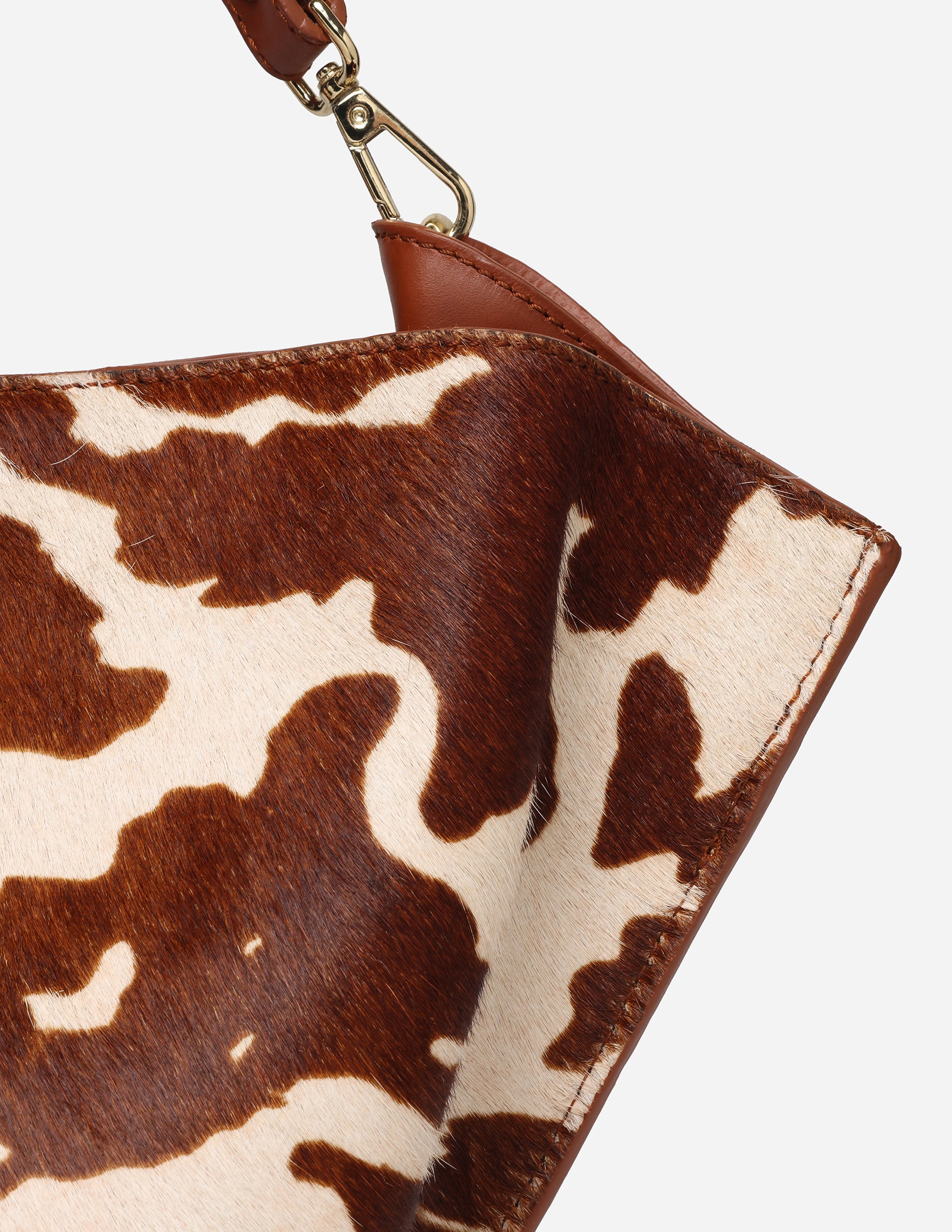 Hyna Iconic Opal Tassel Handbag (Tan & White)