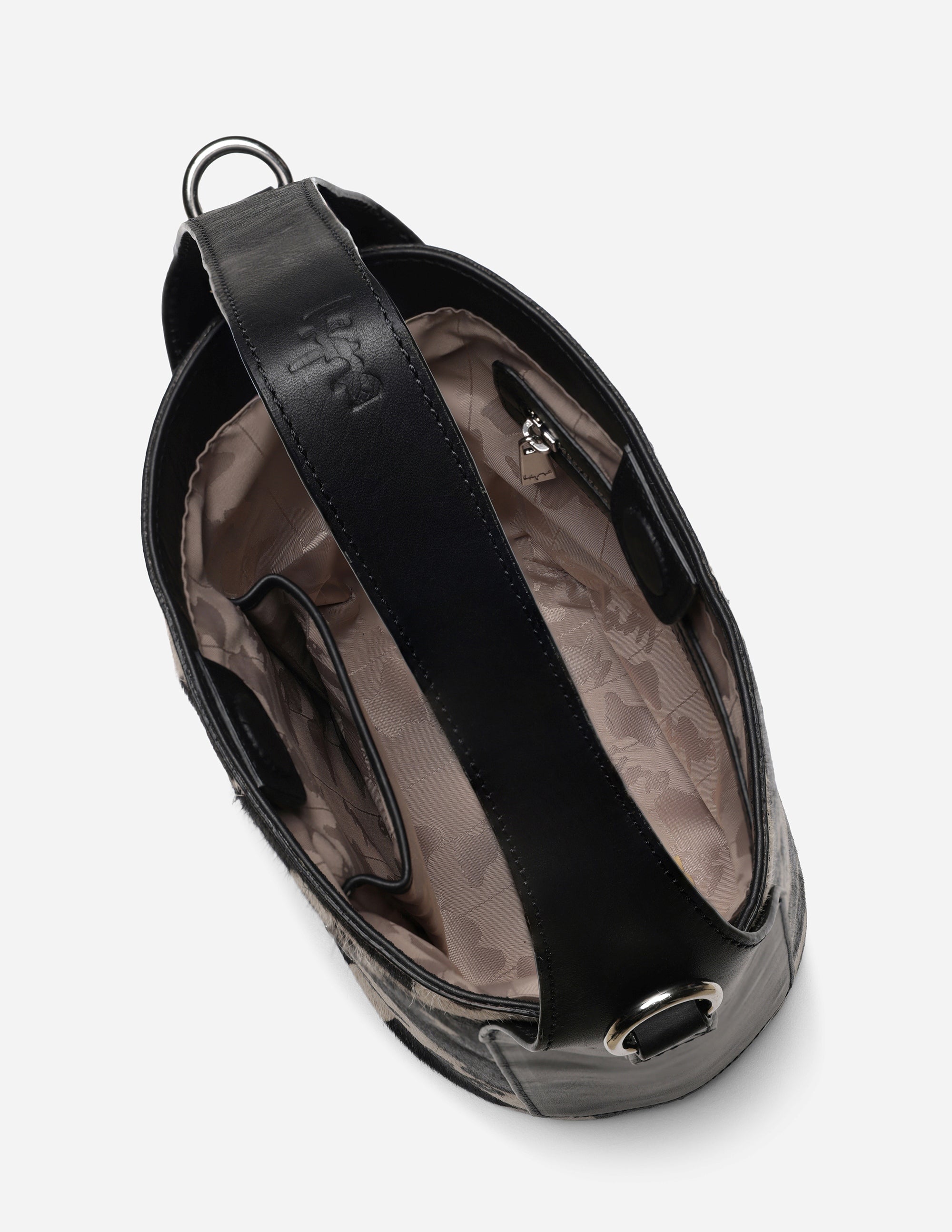 Hyna Nomad Bucket Bag (B&W)